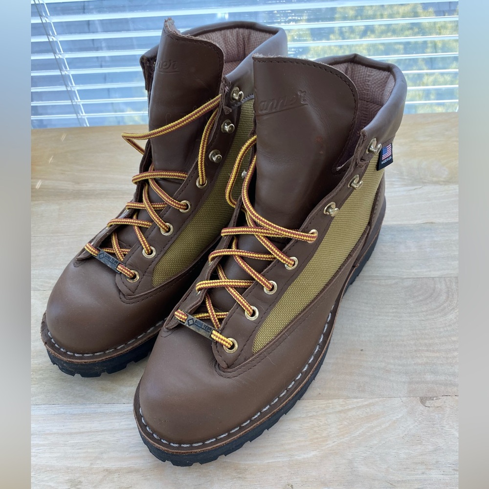Danner Light Goretex Men's Brown Leather Boots